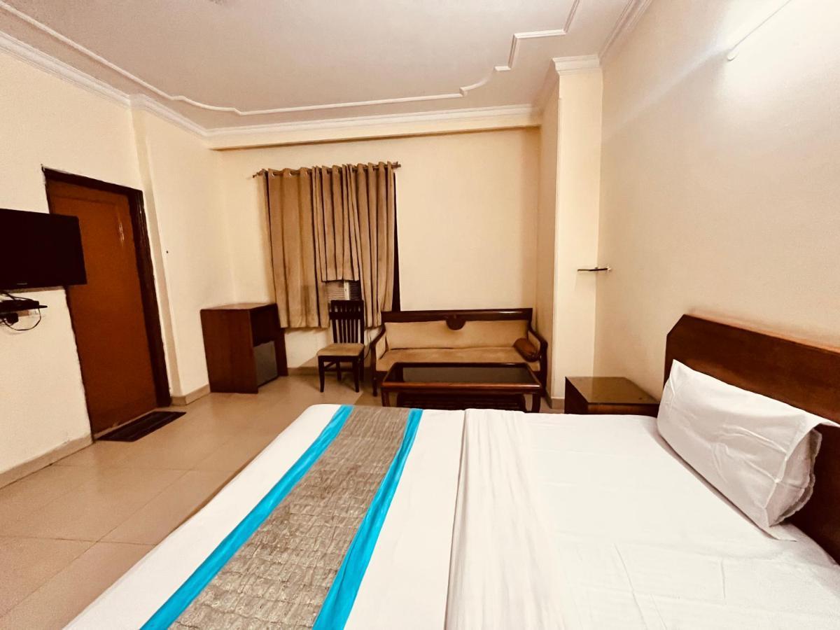 Ashoka Hotel Karol Bagh Delhi New Delhi Exterior photo