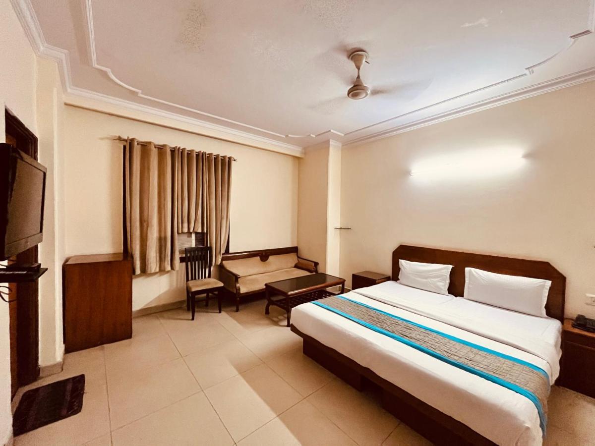 Ashoka Hotel Karol Bagh Delhi New Delhi Exterior photo