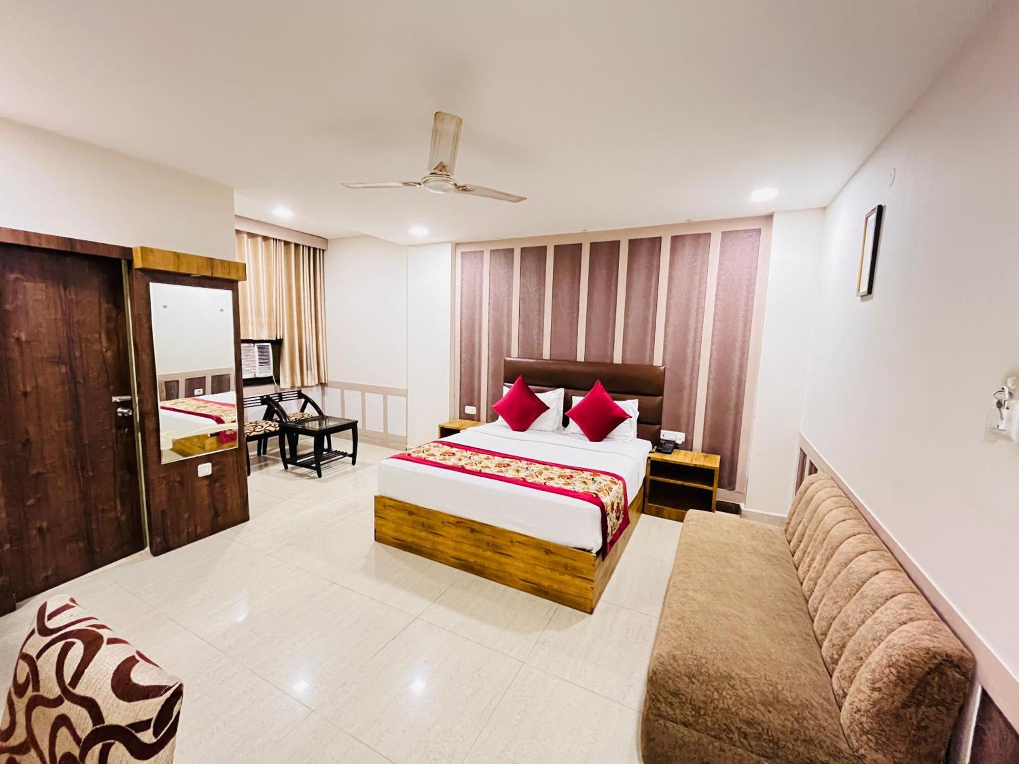 Ashoka Hotel Karol Bagh Delhi New Delhi Exterior photo