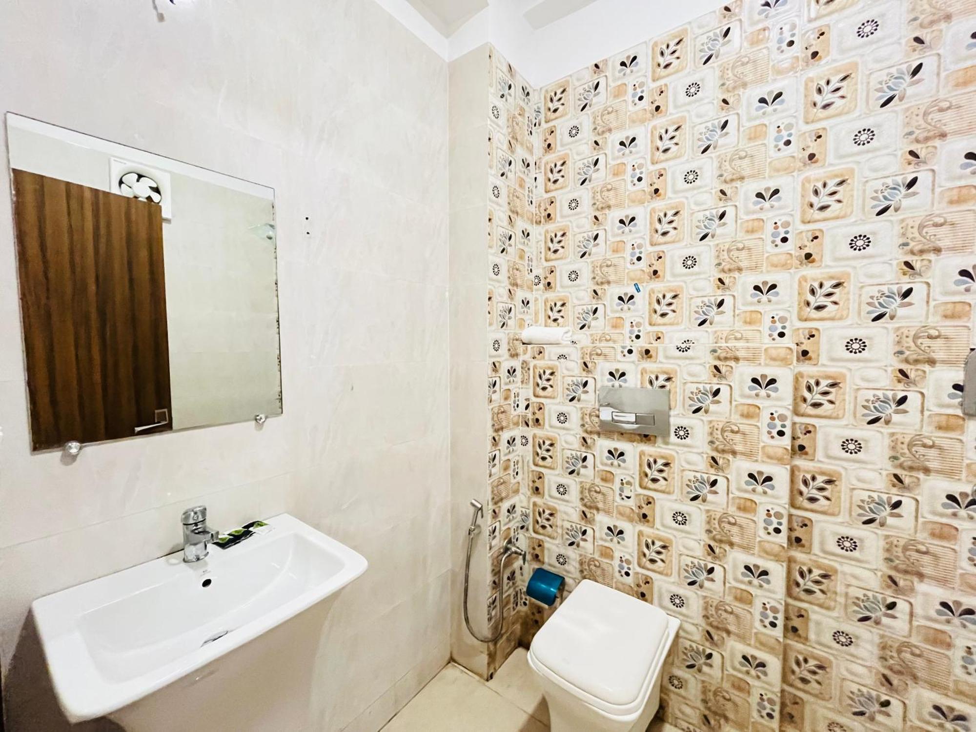 Ashoka Hotel Karol Bagh Delhi New Delhi Exterior photo