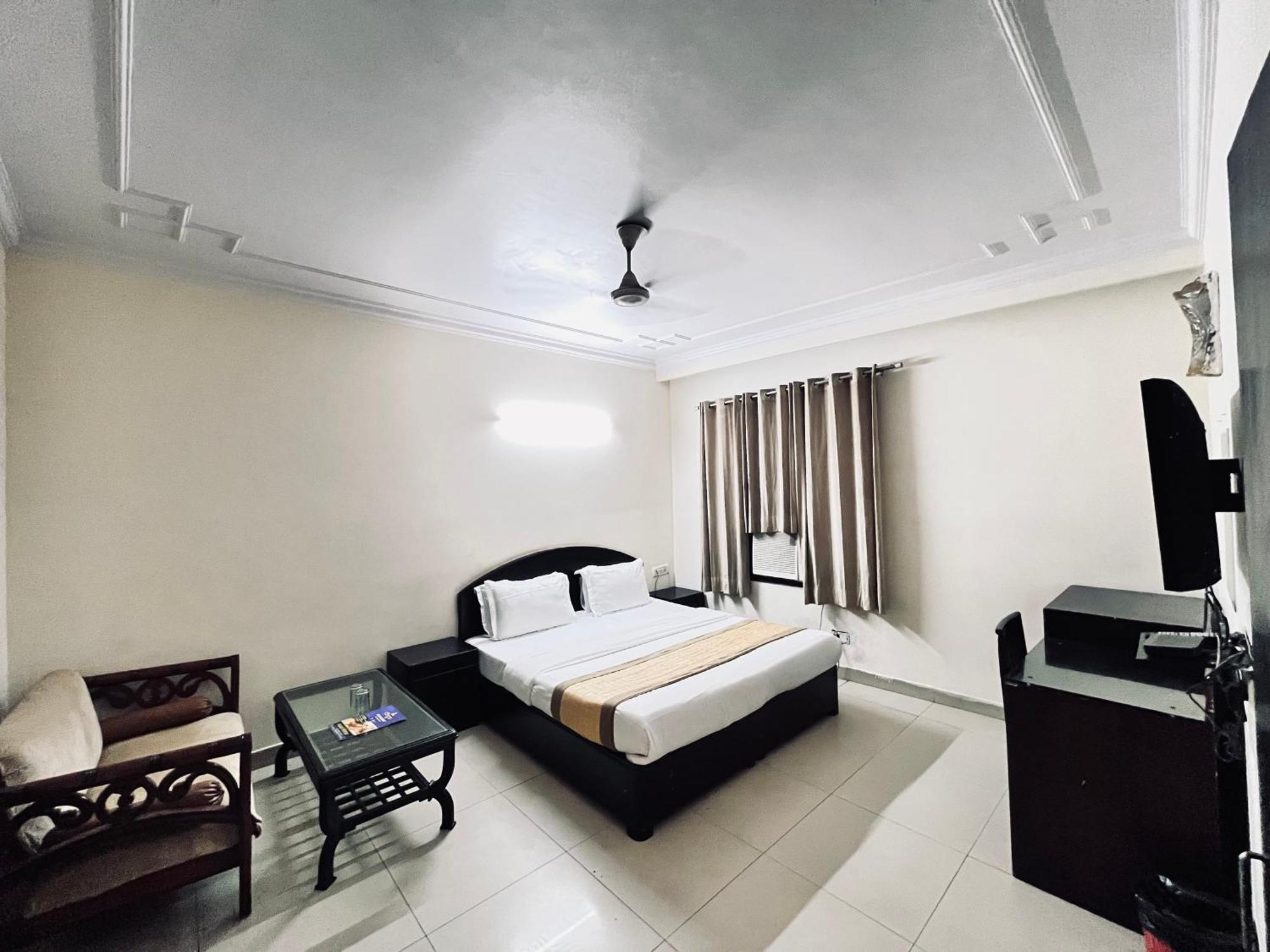 Ashoka Hotel Karol Bagh Delhi New Delhi Exterior photo