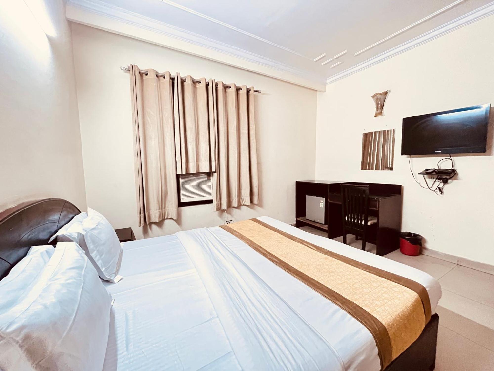 Ashoka Hotel Karol Bagh Delhi New Delhi Exterior photo